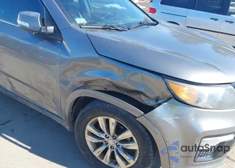 2012 Kia Sorento Sx V6 z USA, uszkodzony, nr VIN 5XYKWDA28CG248655